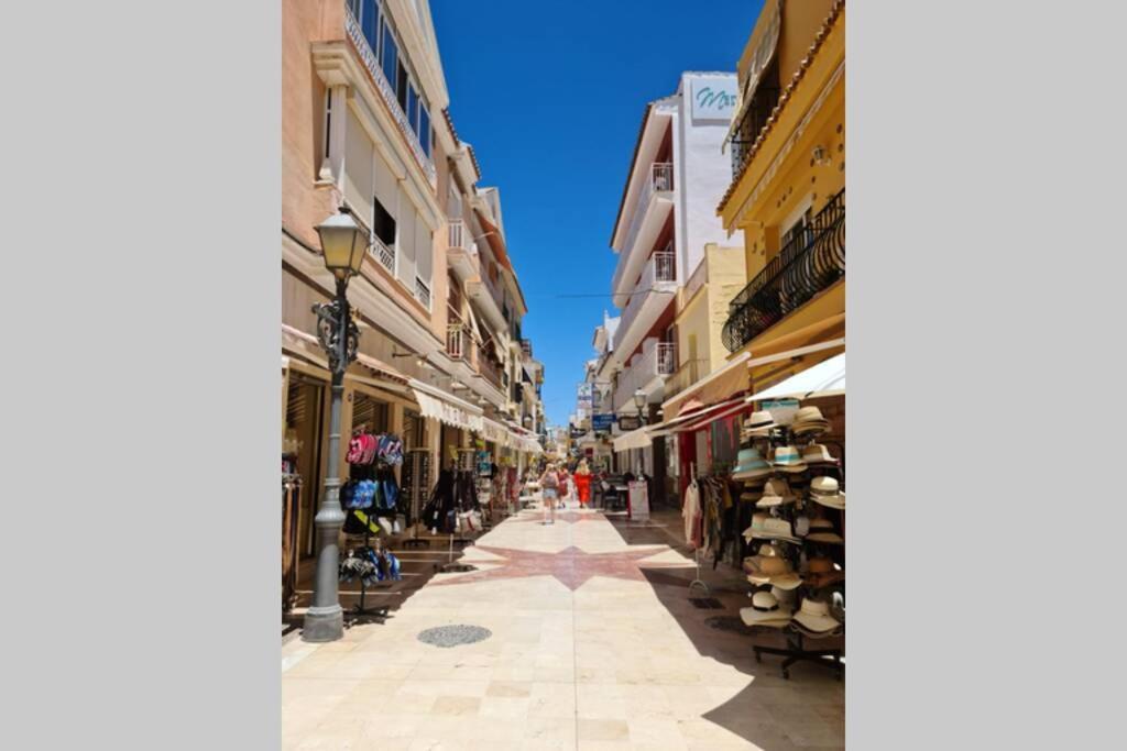 Calmahouse Carihuela Torremolinos Exterior foto